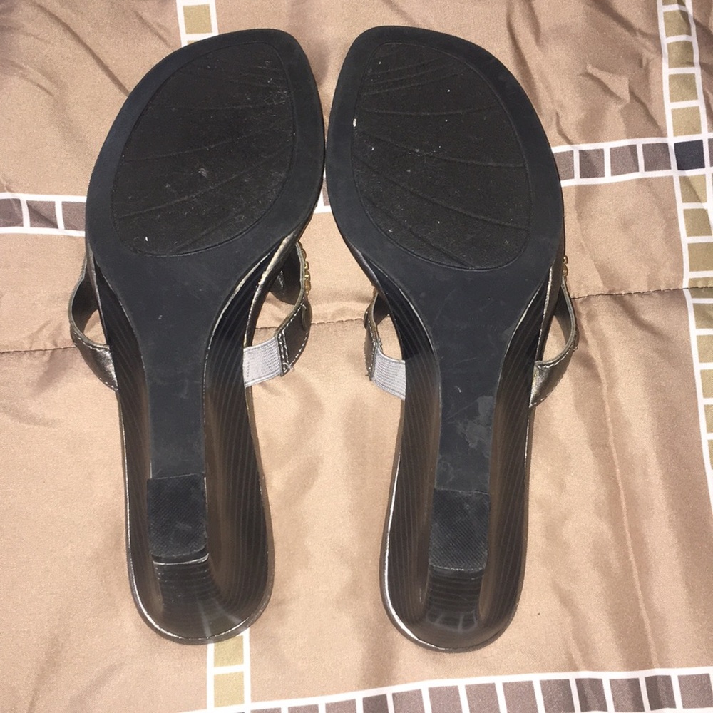 Sandals - Picture 8 of 8